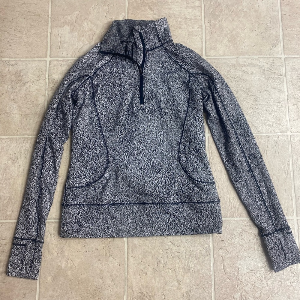 Lululemon 1/2 zip pullover
